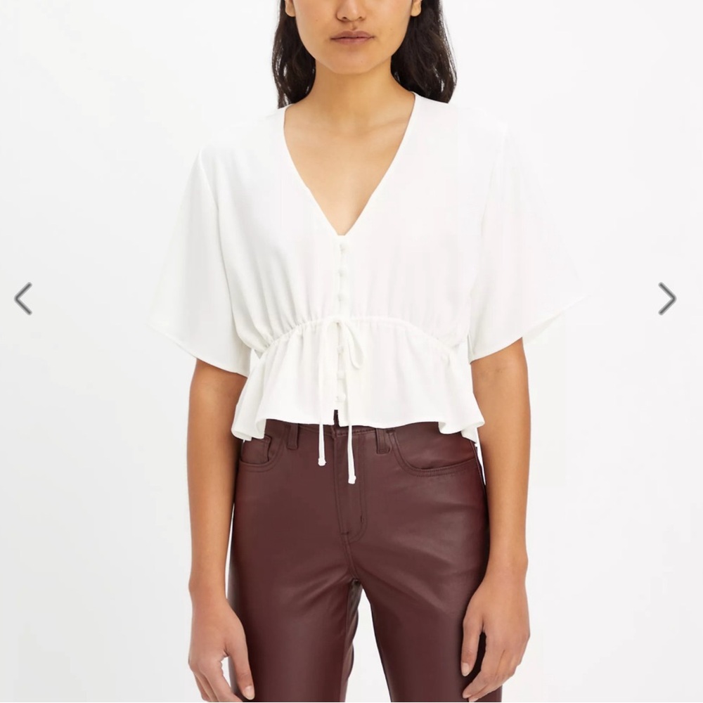 NWOT Levi's White Lisa Blouse in Size XS